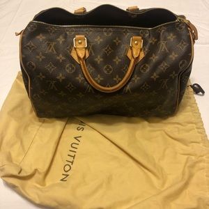 Auth Louis Vuitton Speedy